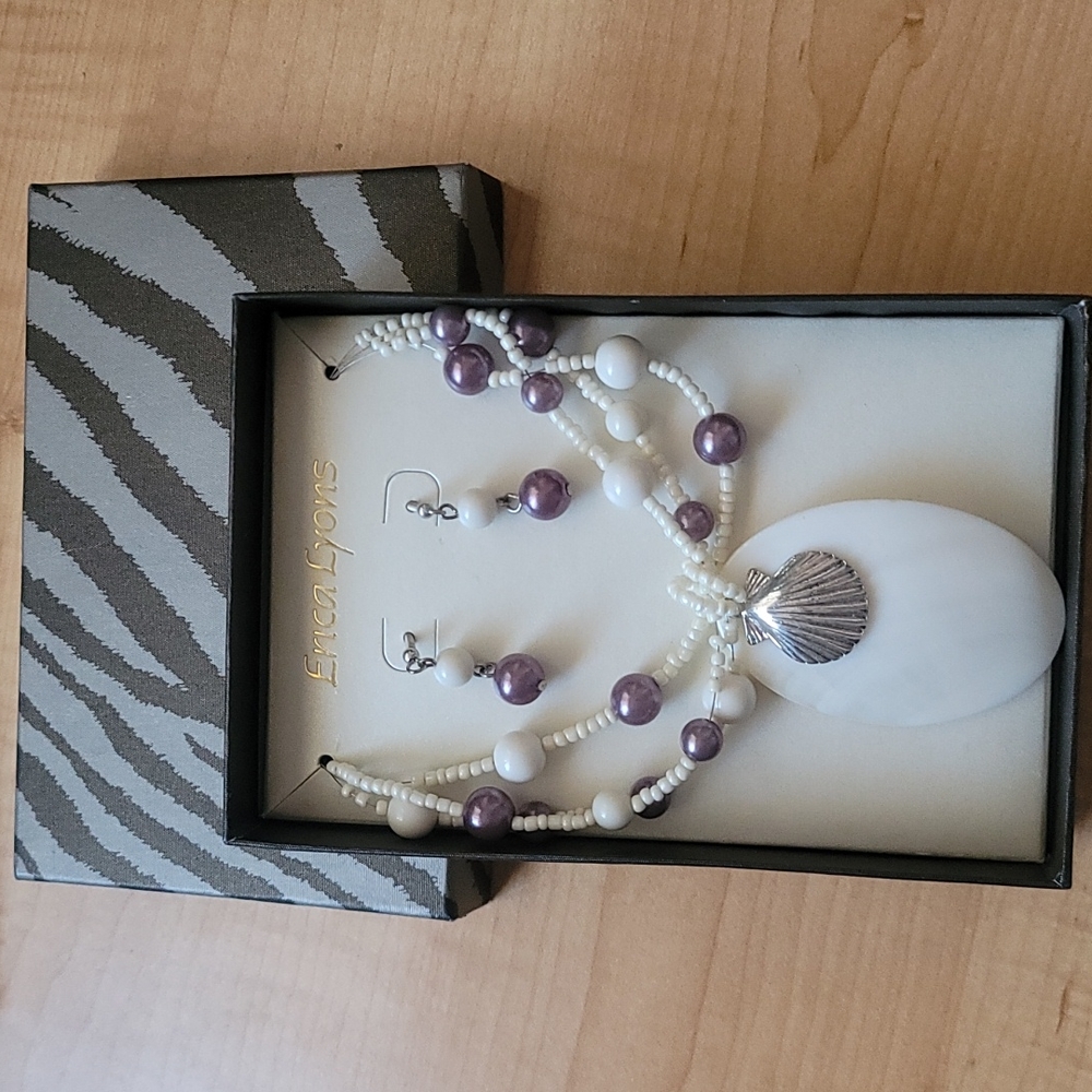 Erica Lyons statement necklace and earrings